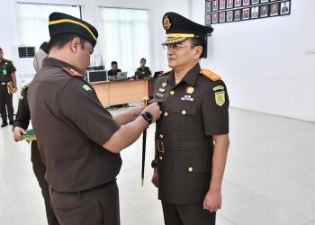 Kajati Jambi Sugeng Hariadi Melantik  Bima Suprayoga sebagai Wakajati Jambi