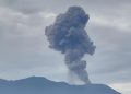 Gunung Marapi di Sumbar Erupsi, Keluarkan  Abu Vulkanik