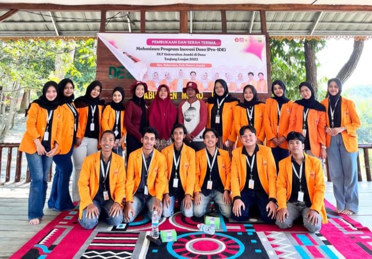 Tim PRO-IDE UKM PIB UNJA Laksanakan Kegiatan Pemberdayaan Masyarakat Melalui Inovasi Olahan Buah Naga di Desa Tanjung Lanjut