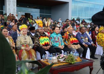 Pisah Sambut Pj Gubernur Papua Periode 2025, Agus Fatoni: Kita Harus Bersama Memajukan Papua 