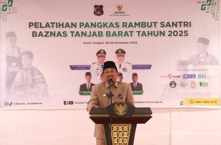 Zakat Produktif, Bupati Anwar Sadat Resmikan Pelatihan Pangkas Rambut Santri di Hotel Rivoli