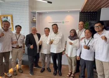 Gubernur Al Haris Bahas DBH hingga Participating Interest di Kantor ADPMET