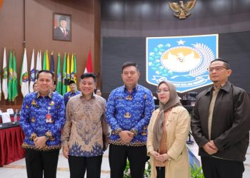 Ditjen Keuda Kemendagri Peroleh Peringkat Pertama Penghargaan Pengelolaan Keuangan dan Anggaran 