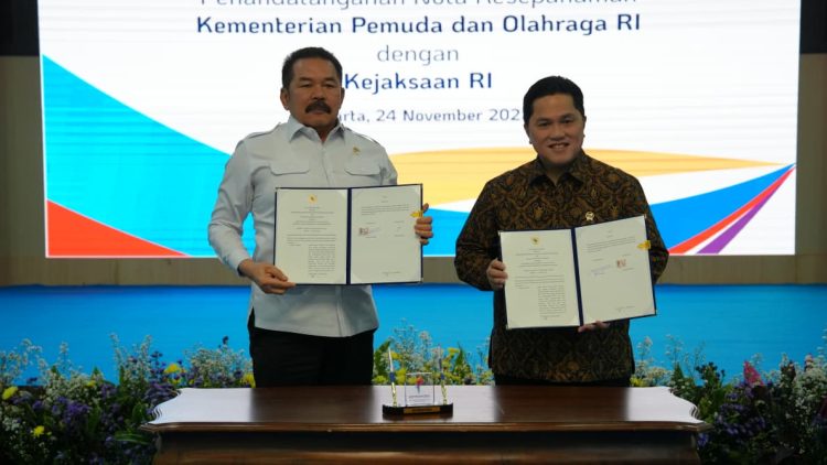 Jaksa Agung dan Menpora Tandatangani MoU Penegakan Hukum di Bidang Kepemudaan dan Keolahragaan
