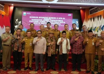 Optimalisasi PNBP Pertanahan, Gubernur Al Haris Terima Kunker Komisi II DPR RI