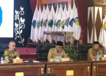 Sekda Sudirman Pimpin Exit Meeting dan Entry Meeting Bersama BPK RI