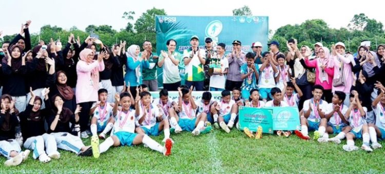 Bupati Batang Hari Fadhil Tutup Kompetisi Liga Pelajar