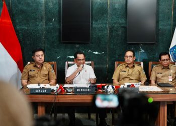 Tegas, Mendagri Sanksi Bupati Aceh Selatan Pemberhentian 3 Bulan