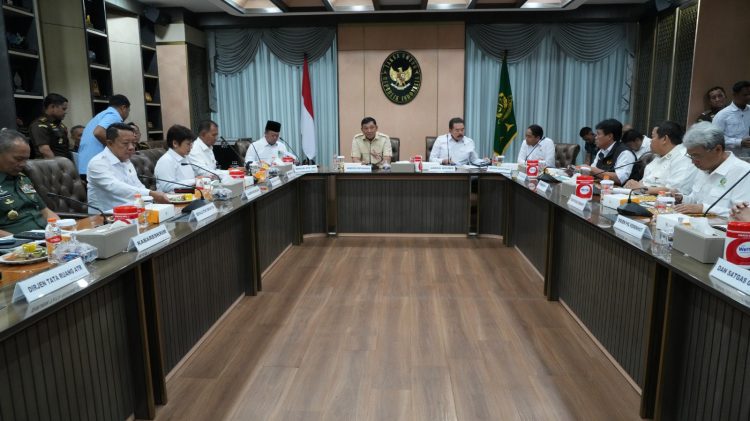 Tim Satgas Penertiban Kawasan Hutan Rakor Hasil Investigasi Bencana Aceh, Sumatera Utara dan Sumatera Barat