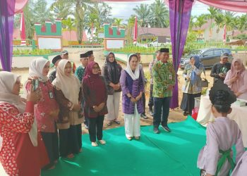 ‎Wakil Ketua TP PKK Kabupaten Sarolangun Hadiri Peringatan Hari Ibu ke 97 Di Desa Perdamaian Kecamatan Singkut