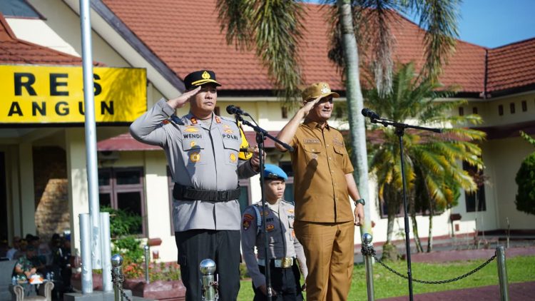 Kapolres Sarolangun Pimpin Apel persiapan penyambutan Natal dan tahun Baru 2025 – 2026 
