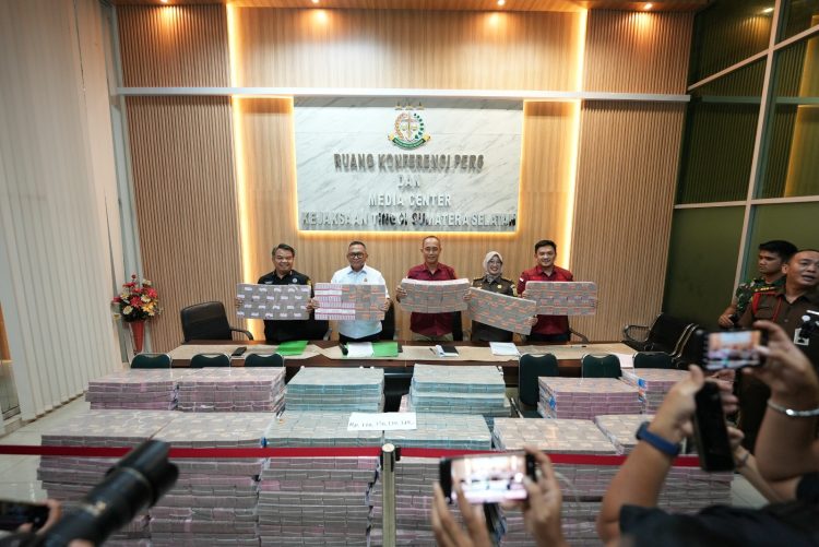 Kejati Sumsel Sita Uang Rp616 Milyar Terkait Kasus Korupsi Pemberian Kredit PT. BSS dan PT. SAL