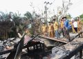 Bupati Anwar Sadat Tinjau Lokasi Kebakaran, Salurkan Bantuan untuk Warga Desa Jati Mas