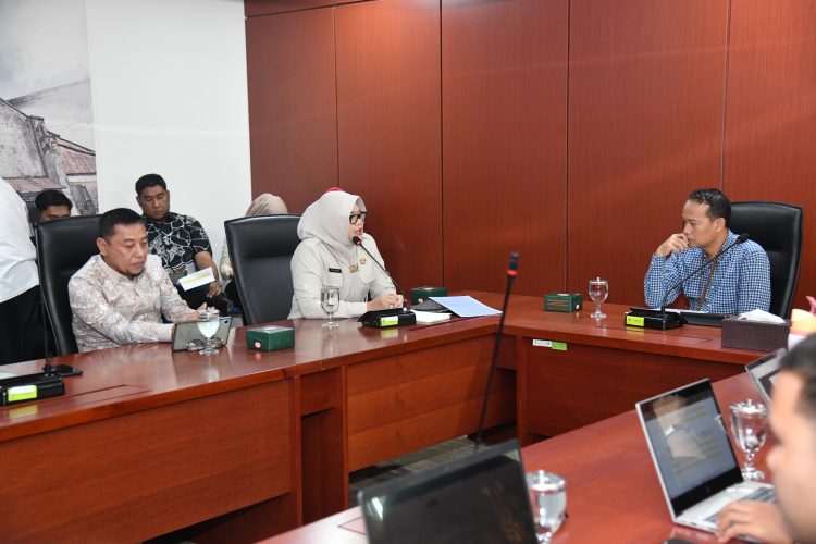 Temui Bappenas, Bupati Dillah Pertajam Rencana Hilirisasi Kelapa Dalam