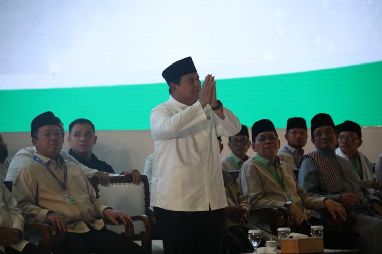 Dampingi Presiden Prabowo, Mendagri Hadiri Pengukuhan Pengurus MUI 2025–2030 