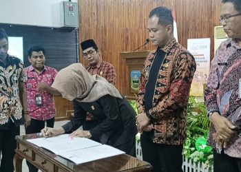 ‎Kegiatan ForumKonsultasi Publik Secara resmi di Buka Wakil Bupati Sarolangun Gerry  Triswika SE Tahun 2027