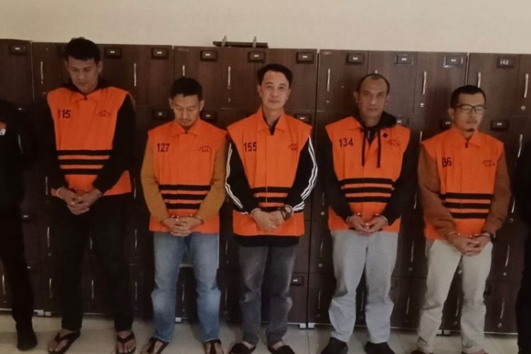 KPK Tetapkan Bupati, Kadis PUPRPKP Rejang Lebong dan 3 orang Pihak Swasta Tersangka Korupsi Suap Ijon Proyek