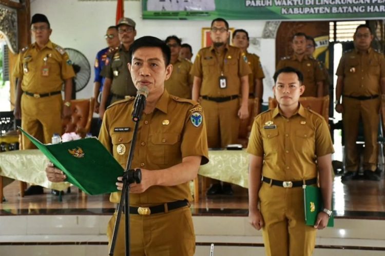 Bupati Fadhil Arief Pimpin Sumpah 190 PPPK Paruh Waktu di Batanghari