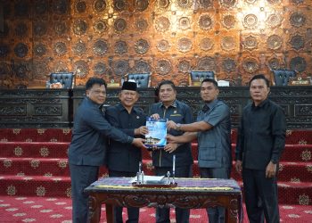 Wakil Bupati Merangin Hadiri Rapat Paripurna DPRD Penyampaian LKPJ Tahun Anggaran 2025