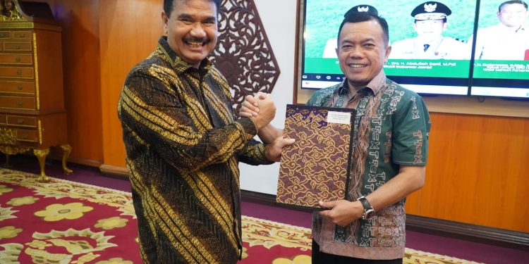 Gubernur Al Haris Dorong HKTI Jadi Lokomotif Gerakan Pangan di Jambi