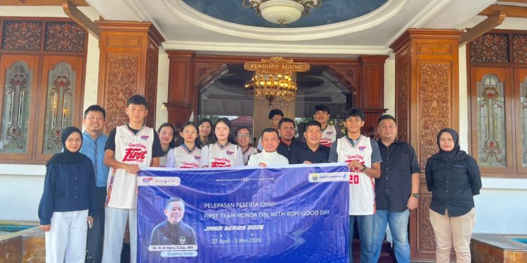 Gubernur Al Haris Lepas Tim DBL Jambi, Siap Harumkan Nama Daerah di Ajang Nasional