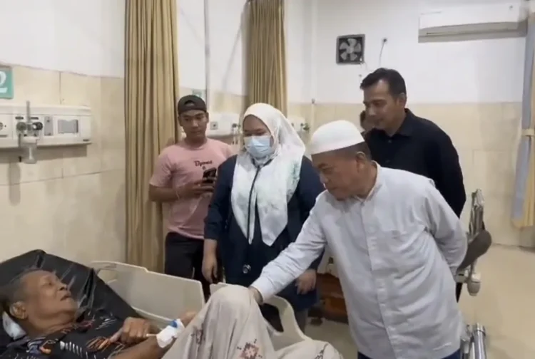 Gubernur Al Haris Apresiasi Pelayanan dan Tenaga Medis RSUD Raden Mattaher