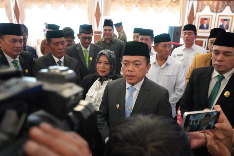 Lantik Pimpinan BAZNAS Periode 2025-2030, Gubernur Al Haris Dorong Pengelolaan Zakat Yang Baik Untuk Kesejahteraan Masyarakat