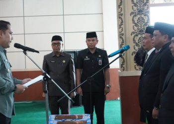 Empat Dewan Pengawas RSUD Kol. Abundjani dilantik Bupati Merangin M.Syukur