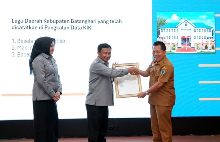 Pemkab Batang Hari Perkuat Perlindungan Budaya, Lagu Daerah Resmi Kantongi Sertifikat KIK