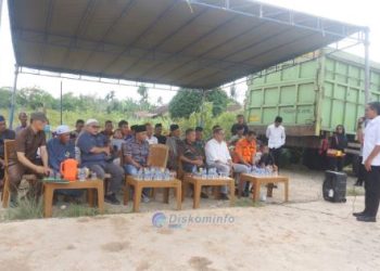 Wabup Muaro Jambi Tinjau Korban Kebakaran di Muaro Pijoan, Pastikan Bantuan dan Pembangunan Rumah Dipercepat