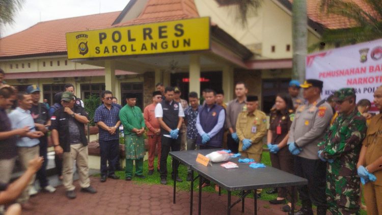 Ribuan Gram Narkoba Jenis Sabu dan Ratusan Pil Ekstasi Di Musnahkan