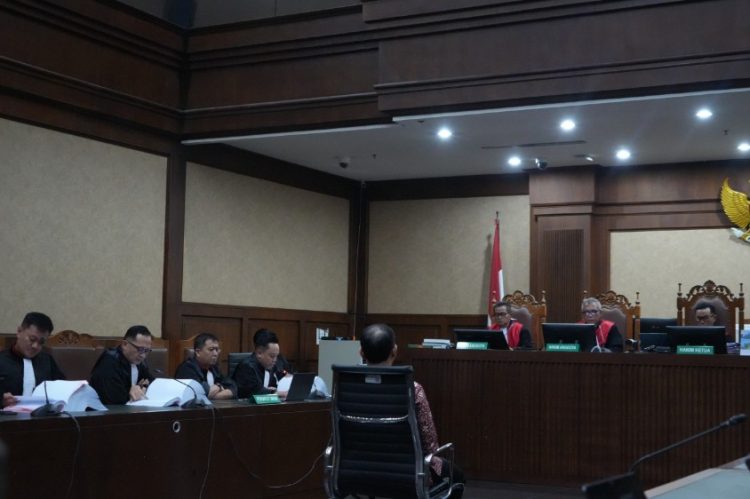 JPU Kejagung Bacakan Tuntutan 18 Tahun Terhadap Terdakwa Nadiem Makarim