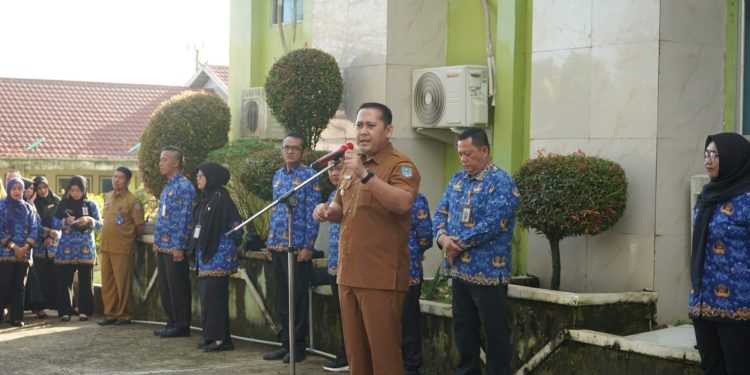 Pimpin Apel di RSU Kol Abundjani Bangko, Bupati M. Syukur Jamin Hak dan Kesejahteraan Tenaga Medis
