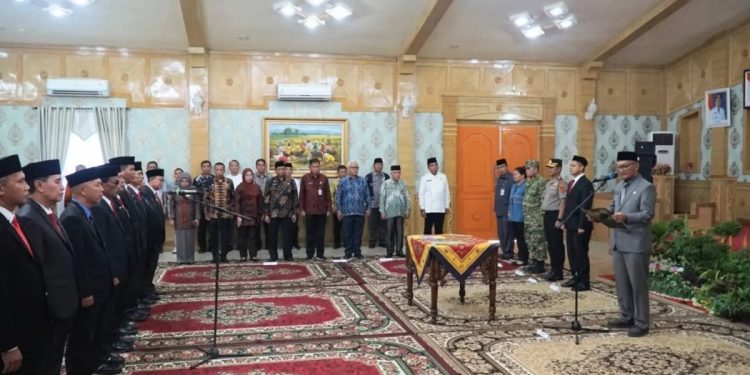 Bupati Sarolangun H.Hurmin SELakukan Resaffle Pejabat Tinggii Pratama Eselon II Kabupaten Sarolangun
