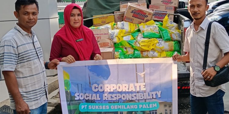 ‎PT.Sukses Gemilang Palem (SGP) Beri bantuan CSR Kepada Korban Bencana Banjir Melalui Pemerintah Daerah Kabupaten Sarolangun.  ‎  ‎