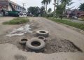 Jalan Rusak Berlubang di Jalur Tiga Kota Bangko Kabupaten Merangin dikeluhkan Pengendara