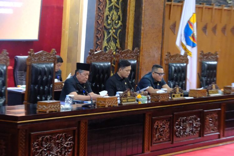 Wagub Sani Apresiasi 5 Ranperda Inisiatif DPRD, Dorong Tata Kelola dan Ekonomi Daerah