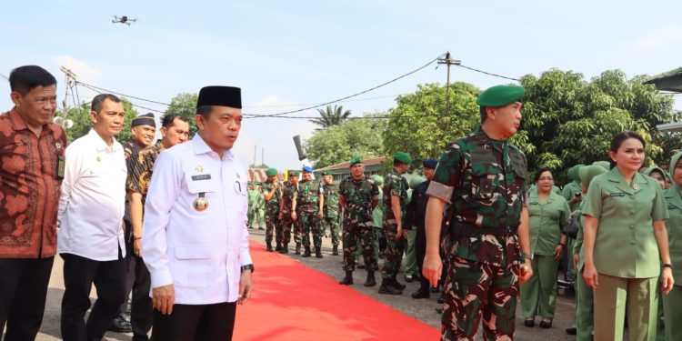 Gubernur Al Haris Bangga 450 Prajurit Yonif 142/KJ Pulang Lengkap dari Papua