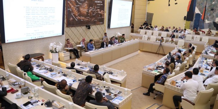 Kementerian PANRB Rapat Bersama DPR RI Sepakati Pengelolaan ASN Harus Selaras dengan Kesiapan Fiskal Daerah