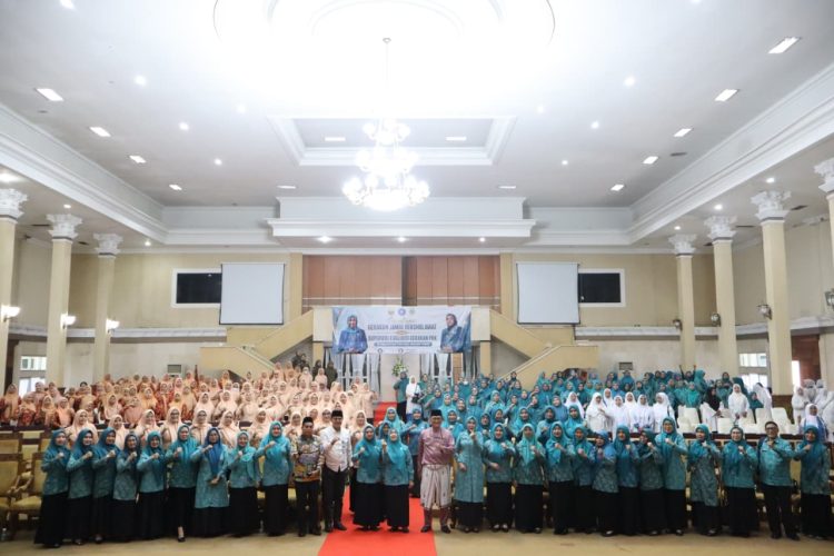 Hesti Haris Gencarkan Gerakan Jambi Bersholawat, Perkuat Akhlak Masyarakat di Era Digital