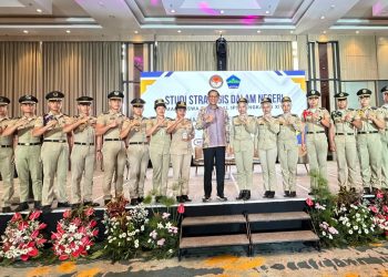 Sapi–Pisang di Garis Batas: Ketika Kedaulatan Bertemu Kemanusiaan