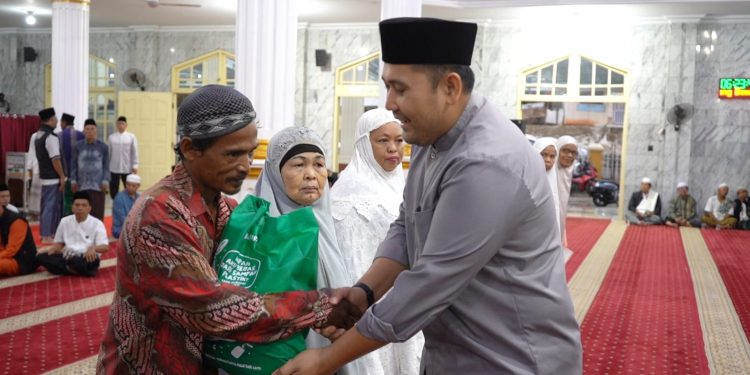 Lelah Namun Sumringah, Bupati Syukur Putar Kemudi Pimpin Subling di Masjid Raya Bangko