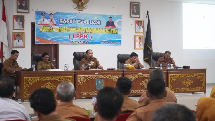 Bupati Syukur Semprot OPD, Rapat Diwakilkan, Serapan Anggaran Masih Minim