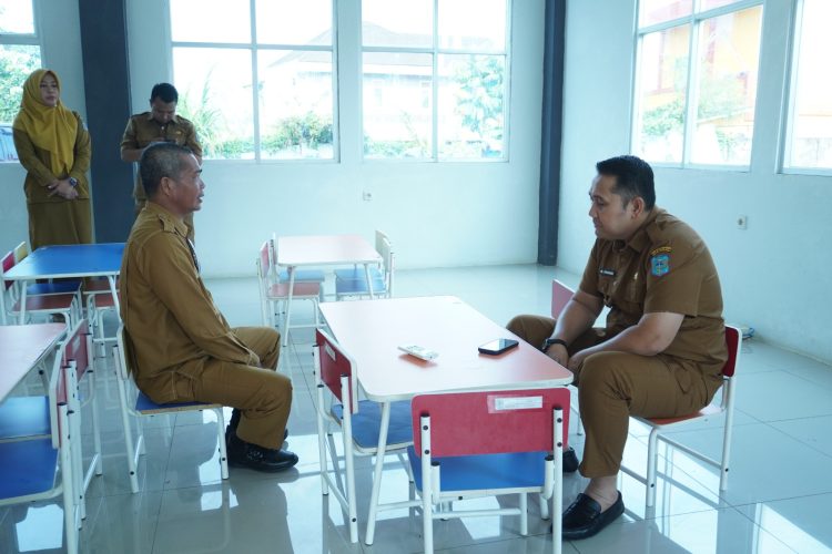Sidak 2 OPD, Bupati M. Syukur Puji Fasilitas Perpustakaan Daerah: Bersih dan Nyaman