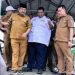Bupati Tanjung Jabung Barat Tinjau Langsung Dermaga Apung Desa Tanjung Senjulang yang Ambruk