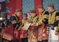 Gubernur Al Haris Dianugerahi Gelar Adat Kehormatan Depati Amanah Negroi Tanoh Sunge Pnoh