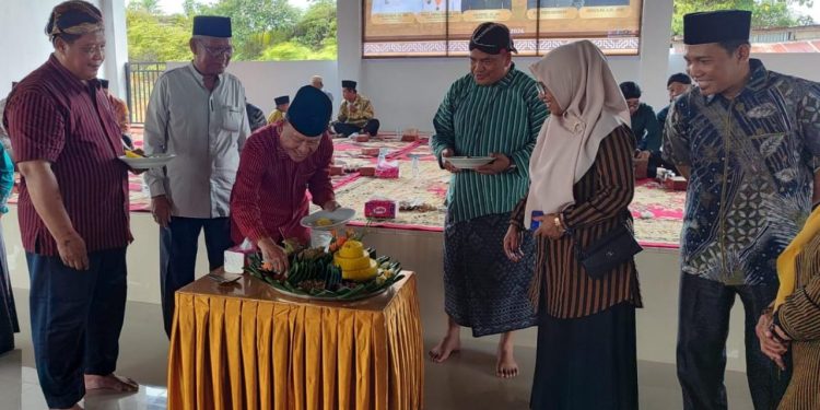 Wabup Merangin Ajak Warga Jawa Perkuat Kerukunan dalam Kegiatan Doa Bersama dan Gebyar Suro