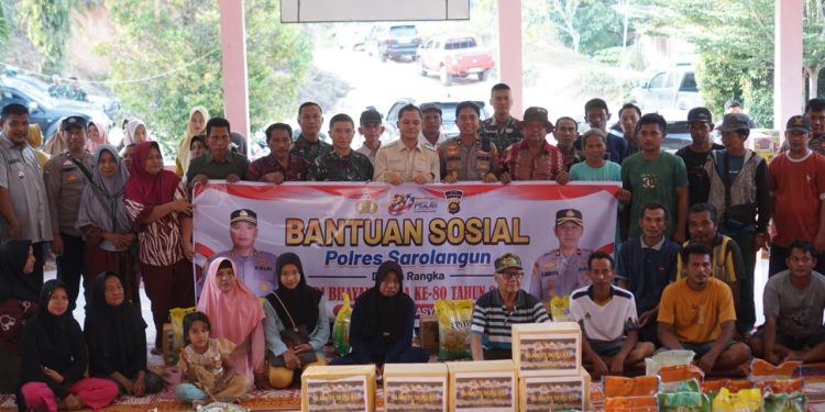 ‎Polres Sarolangun Salurkan 130 Paket Sembako untuk Korban Banjir, Wujud Nyata “Polri untuk Masyarakat” di Hari Bhayangkara ke-80  ‎