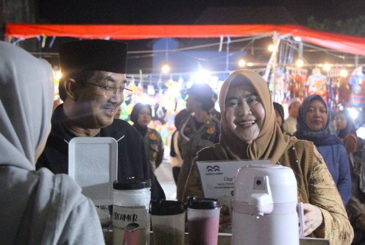 Bupati Anwar Sadat Ajak Masyarakat Cintai Produk Lokal Lewat Bazar UMKM