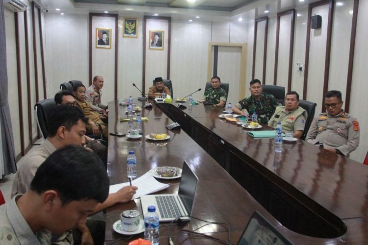 Bupati Anwar Sadat Ikuti Rakor Penanganan Karhutla